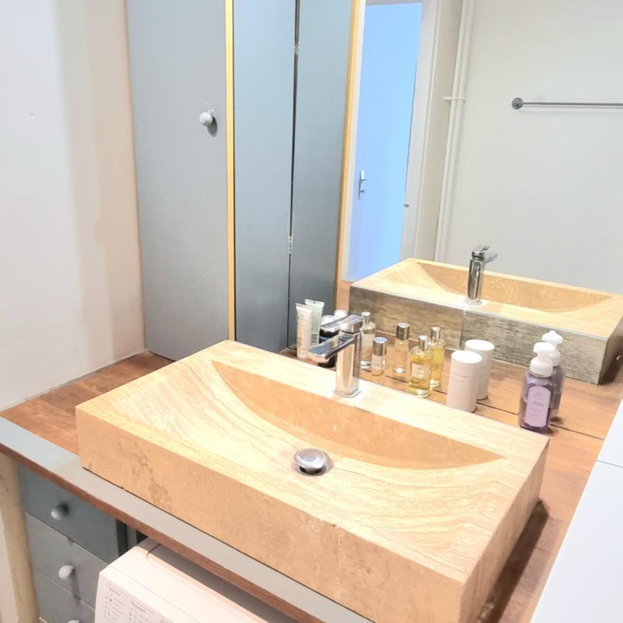 Double Bed Room Homestay Shared Accommodation パリ エクステリア 写真
